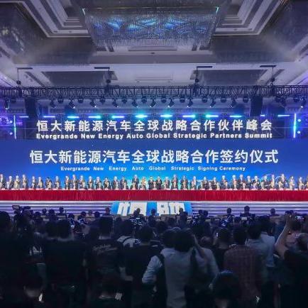 无尽空间2和群星哪个好玩？深度比较让您一目了然，帮您选择最合适的游戏体验！